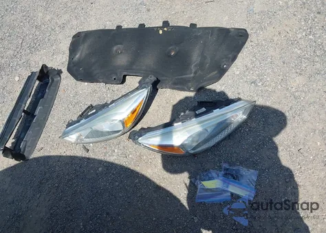 2015 Ford Focus Se из США, поврежденный, VIN 1FADP3F20FL318107